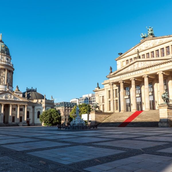 the-gendarmenmarkt-in-berlin-P8R7D8K.jpg